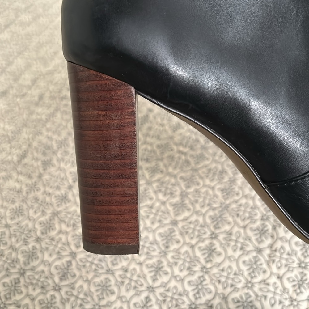 Ann Taylor ankle boots - Picture 4 of 6